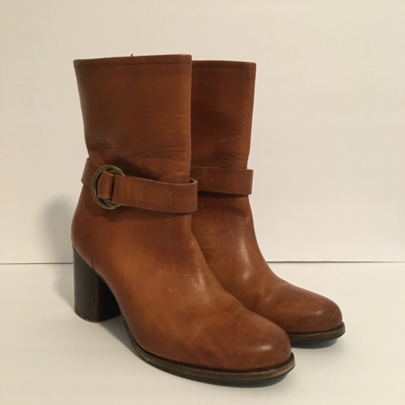 Frye Shoes - Frye Boot Rubie ZIp Size 9.5 B